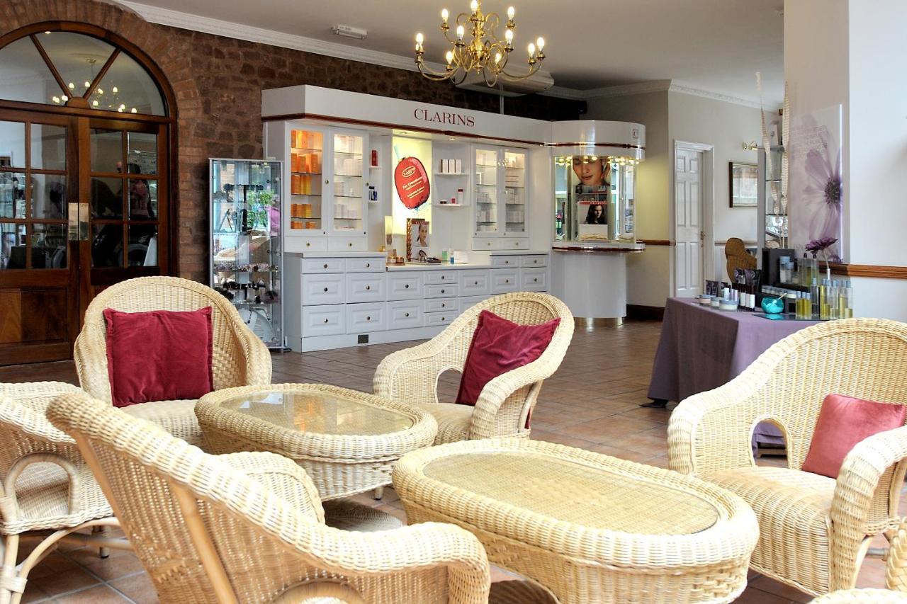 Cedar Falls Health Spa Taunton Buitenkant foto